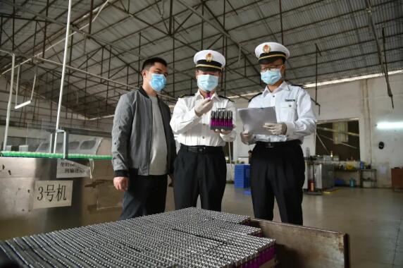 <a href='http://m.jbjbj.cn' title='危險品運輸' >危險品運輸</a>